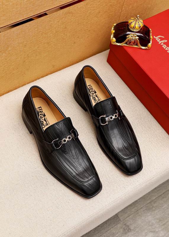 Ferragamo sz38-44 hnq1227